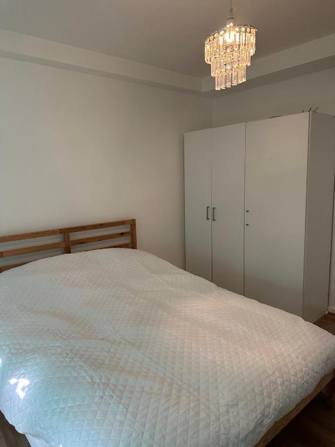 Spacious 2 Bed Flat Barking  Esterno foto
